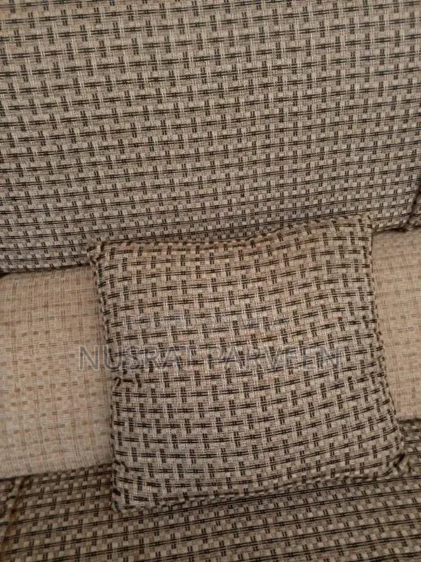 5 Seater Loveseat Sofa in Pristine Condition