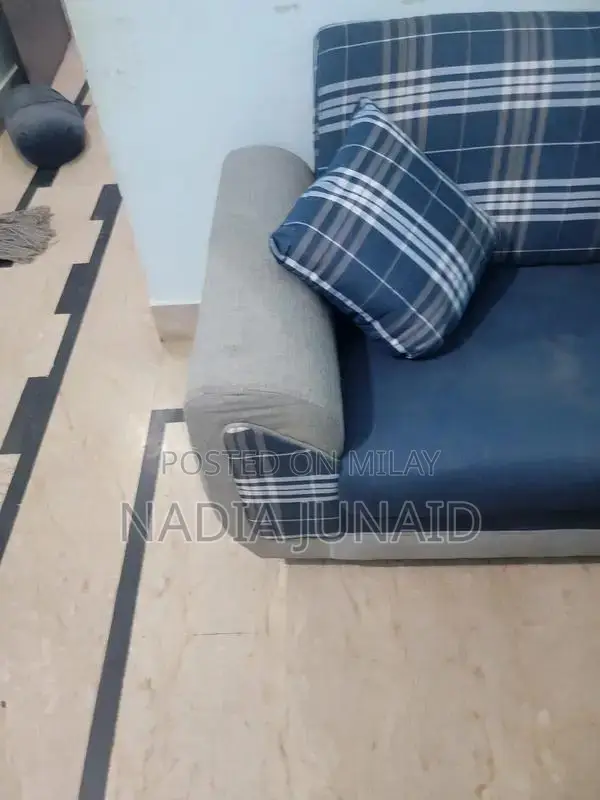 7-Seater Living Room Sofa Set in Pristine Condition