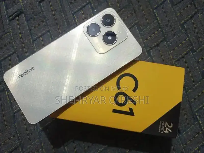 Realme Smartphone with Full Accessories and Pristine Condition