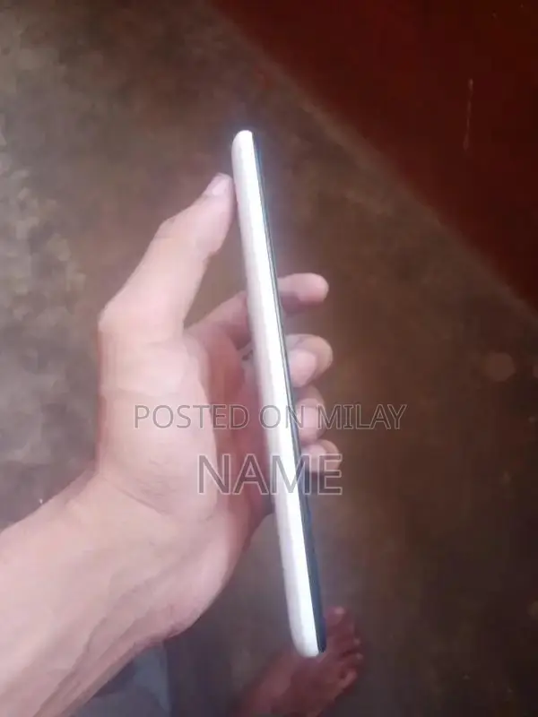 Tecno Spark 6 Go Smartphone - 4GB RAM, 64GB Storage