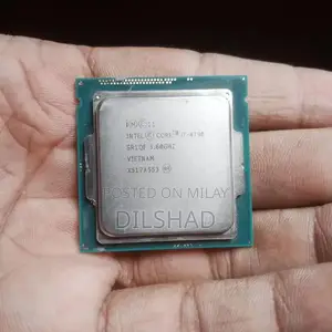 Photo - Intel i7 4790 Desktop Processor with Heatsink