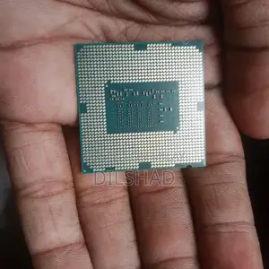Intel i7 4790 Desktop Processor with Heatsink
