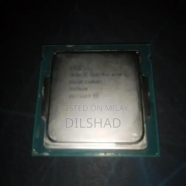Intel i7 4790 Desktop Processor with Heatsink
