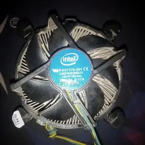 Intel i7 4790 Desktop Processor with Heatsink