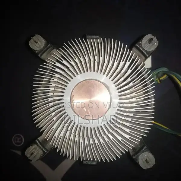 Intel i7 4790 Desktop Processor with Heatsink