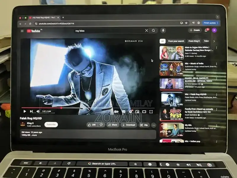 MacBook Pro 13-inch 2017 with 512GB Storage