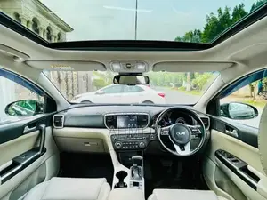 2022 Kia Sportage AWD SUV - Luxurious All-Wheel Drive Crossover