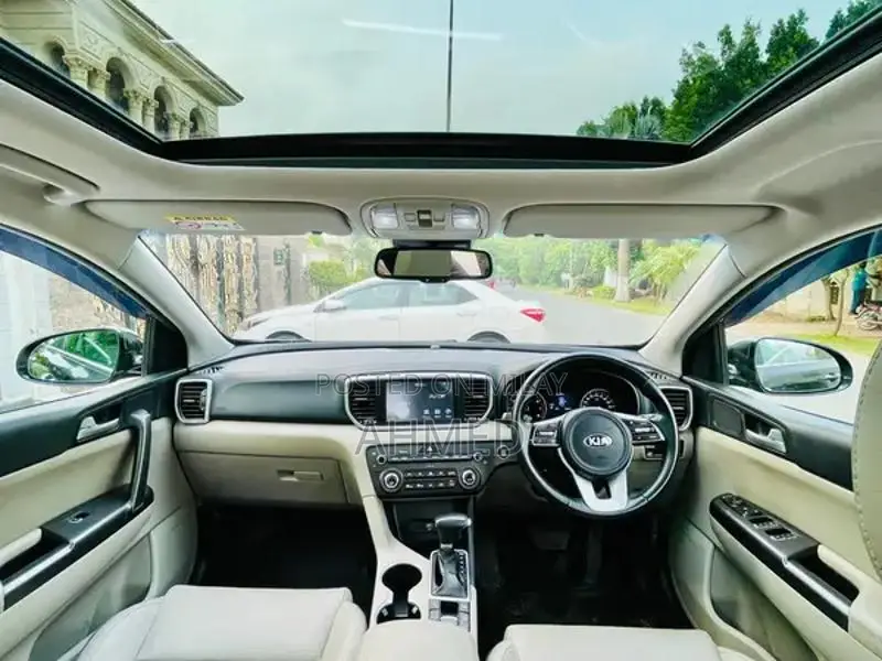 2022 Kia Sportage AWD SUV - Luxurious All-Wheel Drive Crossover