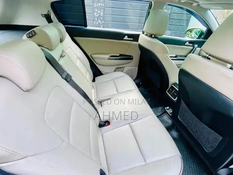 2022 Kia Sportage AWD SUV - Luxurious All-Wheel Drive Crossover