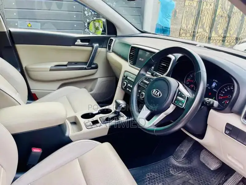 2022 Kia Sportage AWD SUV - Luxurious All-Wheel Drive Crossover