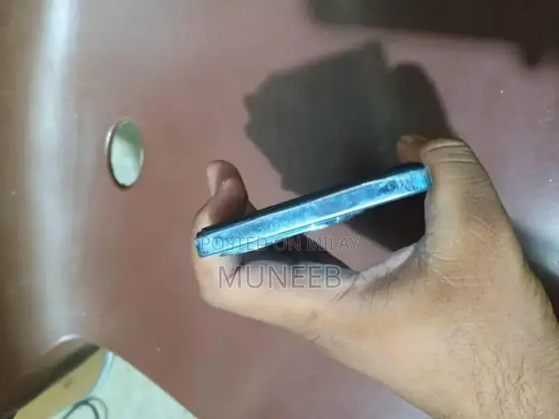 8GB RAM 128GB Storage Smartphone with Fast Charging