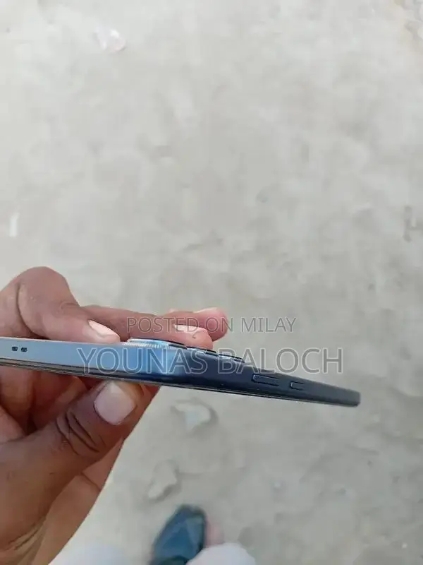 Infinix Hot 50 Pro Smartphone - 8GB RAM, 128GB Storage