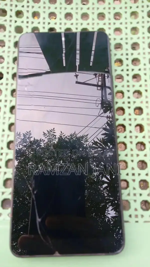 Infinix Note 10 Smartphone - 6/128GB Used Condition