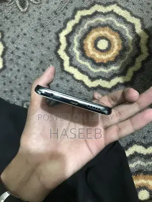 High Performance Smartphone with Dual SIM and Ample Storage