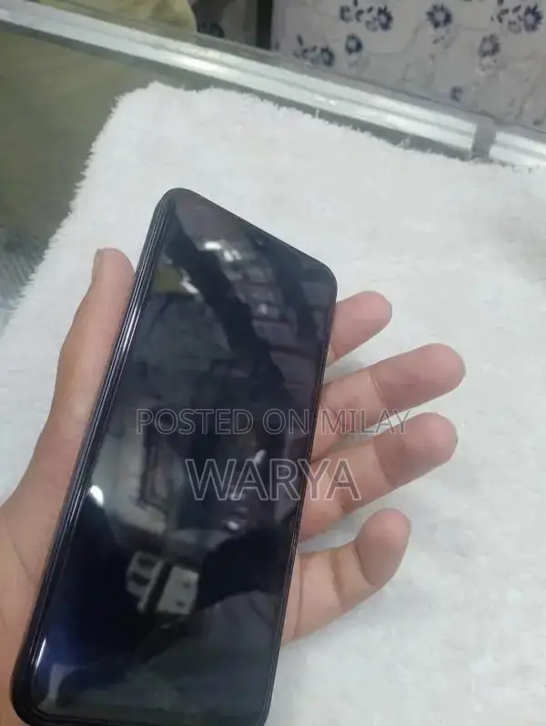 Complete Mobile Phone Box with Accessories and Charger