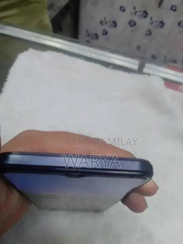 Complete Mobile Phone Box with Accessories and Charger