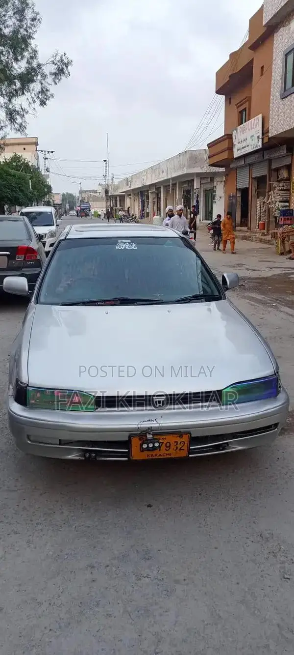 1992 Honda Accord Sedan - Well-Maintained Classic Vehicle