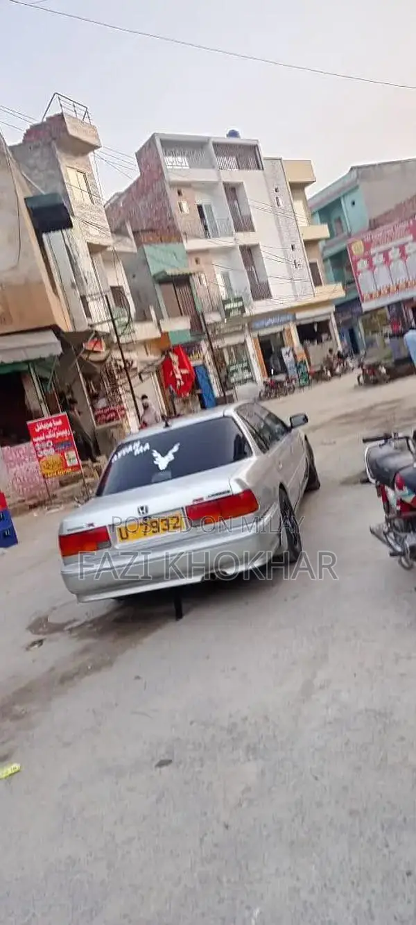 1992 Honda Accord Sedan - Well-Maintained Classic Vehicle