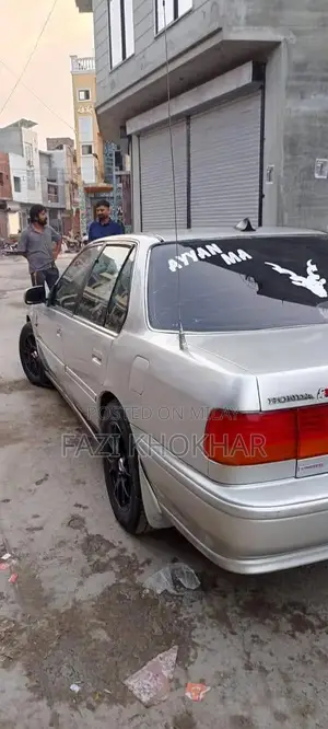 1992 Honda Accord Sedan - Well-Maintained Classic Vehicle