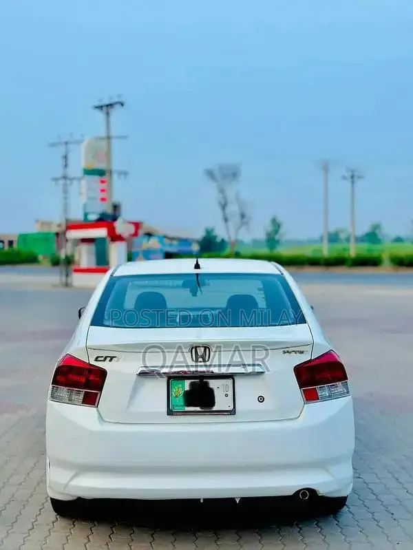 Honda City IVTEC 2009 Sedan - Well-Maintained Reliable Sedan