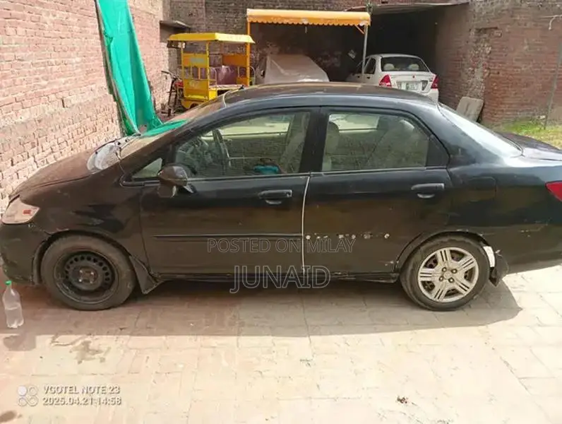 Home Use Vehicle with Low Mileage and Excellent Condition