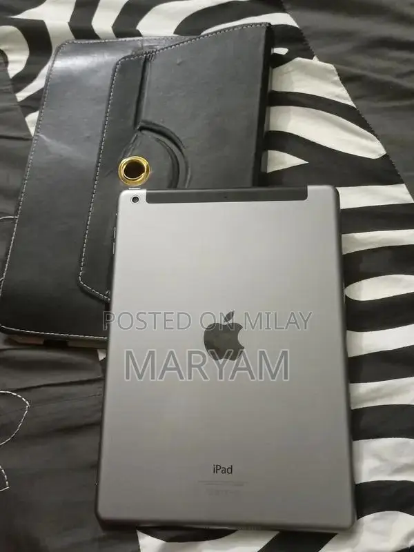 iPad Air 16GB Wi-Fi Tablet - Excellent Condition