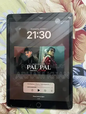 Photo - Apple iPad 7th Generation 32GB Tablet