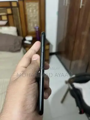 Apple iPhone SE 2020 Smartphone - Compact Performance Device