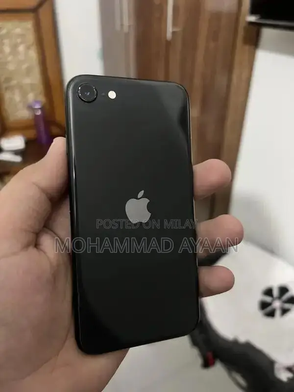 Apple iPhone SE 2020 Smartphone - Compact Performance Device