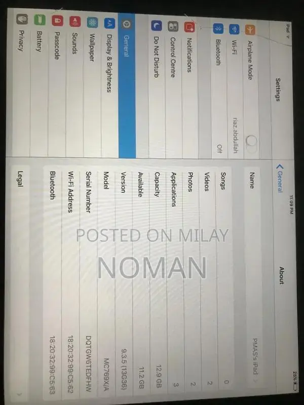 Apple iPad 2 Tablet with Minor Cosmetic Wear