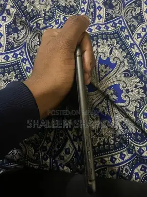 Apple iPhone 11 Factory Unlocked 128GB Smartphone