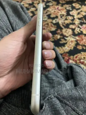 Apple Smartphone 256GB White High Performance Device