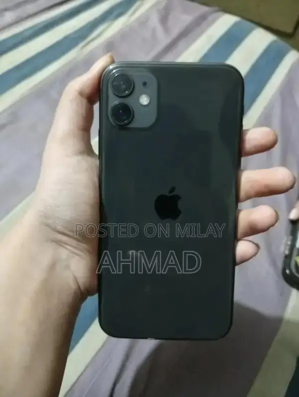 Apple Smartphone with Face ID and High Battery Health