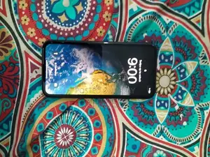 Apple Smartphone 64GB Non-PTA Excellent Condition