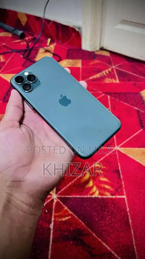 Apple iPhone 11 Pro 256GB Water Resistant Smartphone