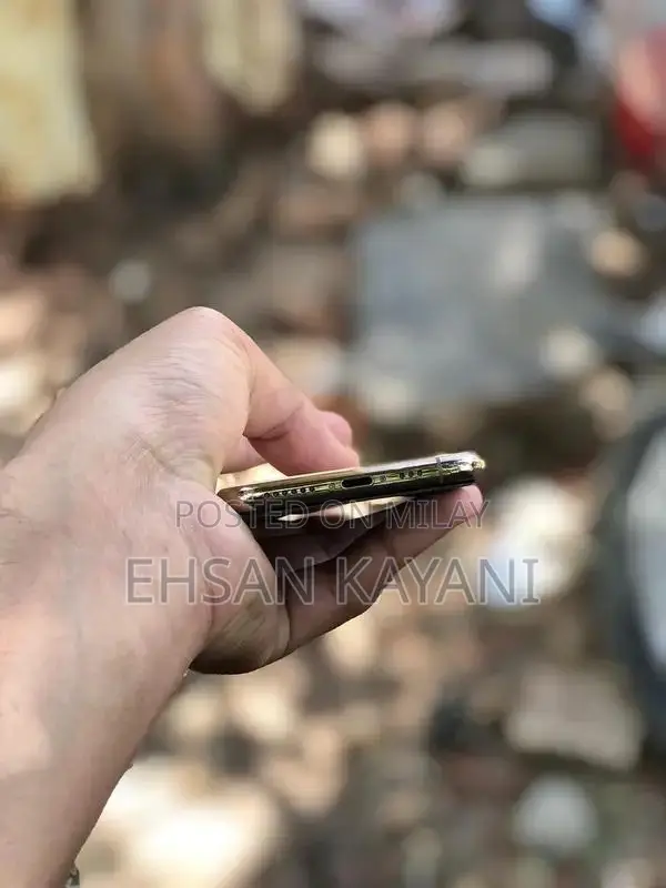 Apple iPhone 11 Pro 256GB Golden Smartphone