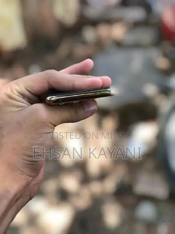 Apple iPhone 11 Pro 256GB Golden Smartphone