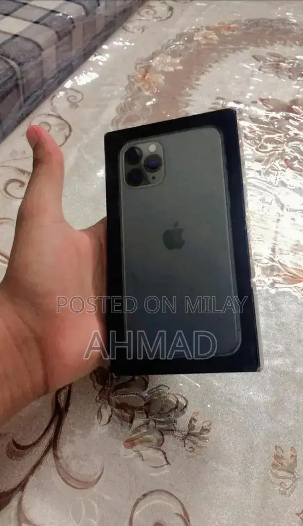 Apple iPhone 11 Pro 64GB Dual SIM Smartphone