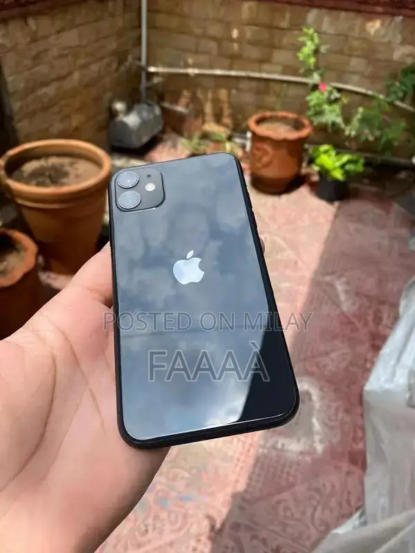 iPhone 11 Smartphone 64GB Water Pack Edition
