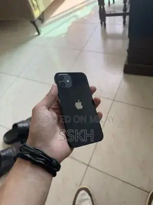 Photo - Pre-Owned iPhone 12 64GB with High Battery Health