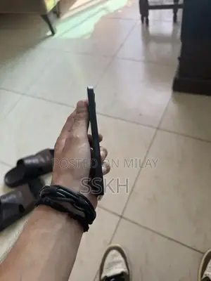 Pre-Owned iPhone 12 64GB with High Battery Health