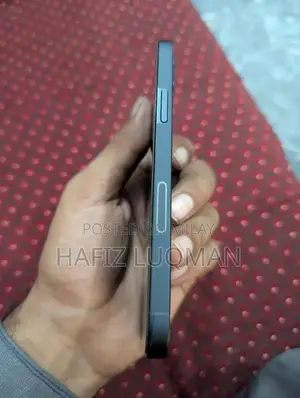 Apple iPhone 12 128GB Black Dual SIM Excellent Condition