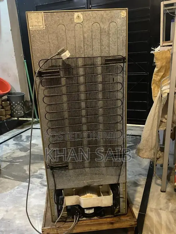 Dawlance Refrigerator - Compact Family-Sized Cooling Solution