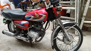 Honda 125cc Motorcycle 2022 Model, Single Owner