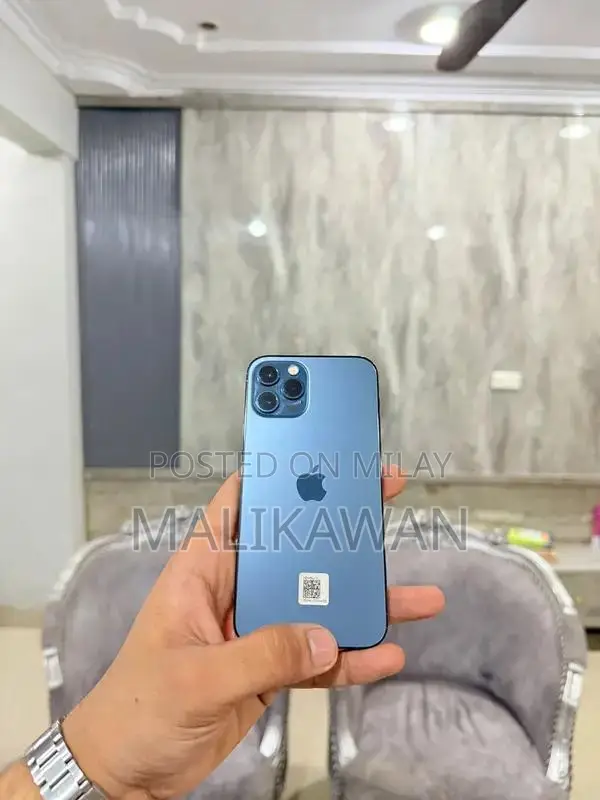 Apple iPhone 12 Pro 128GB Pacific Blue Smartphone