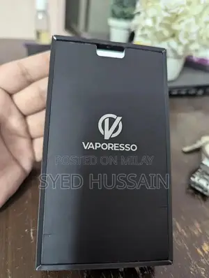 Vaporesso Xros 5 Vape Device with Strawberry Guava Peach Flavor