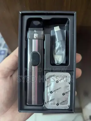 Vaporesso Xros 5 Vape Device with Strawberry Guava Peach Flavor