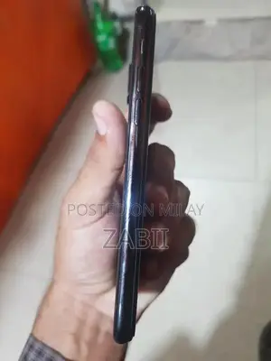 Apple iPhone X 64GB Black Smartphone