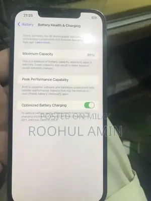 High-Performance 256GB Smartphone with Excellent Battery Health