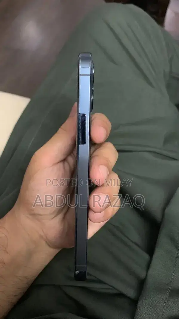 iPhone 12 Pro 128GB Pristine Condition Unlocked